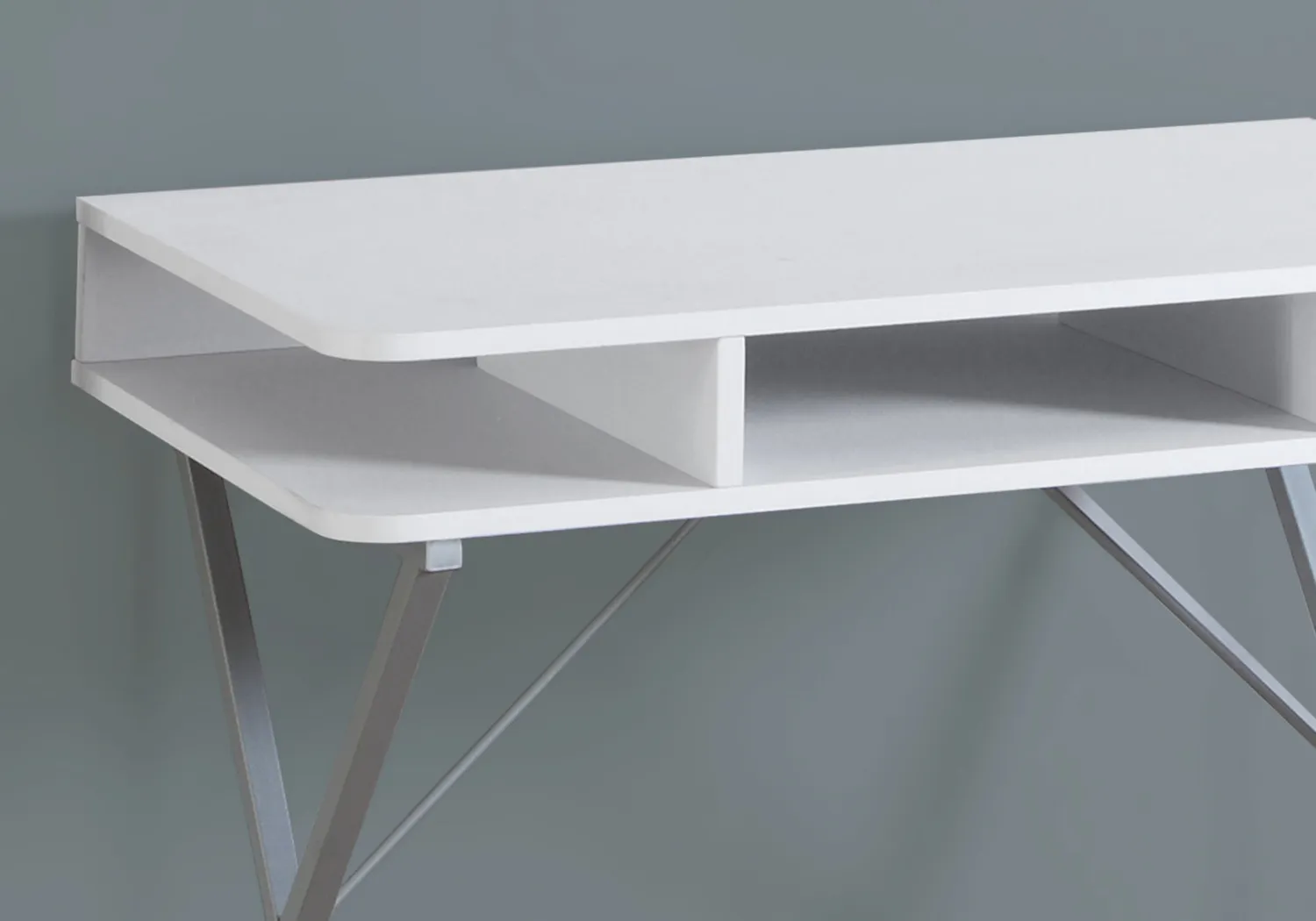 Saillight White Desk - Thumbnail - Image 3