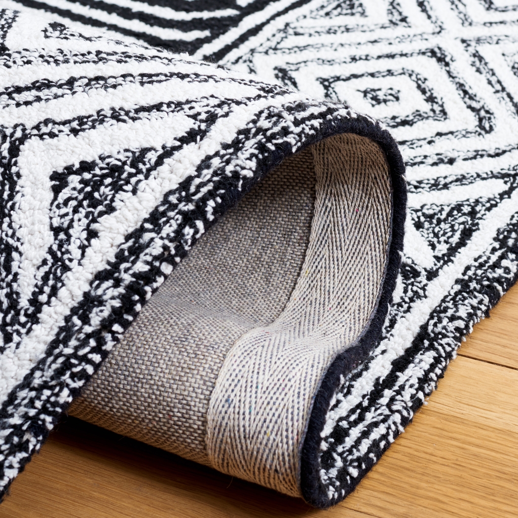 Saku Ivory/Black 8' x 10' Rug - Thumbnail - Image 5