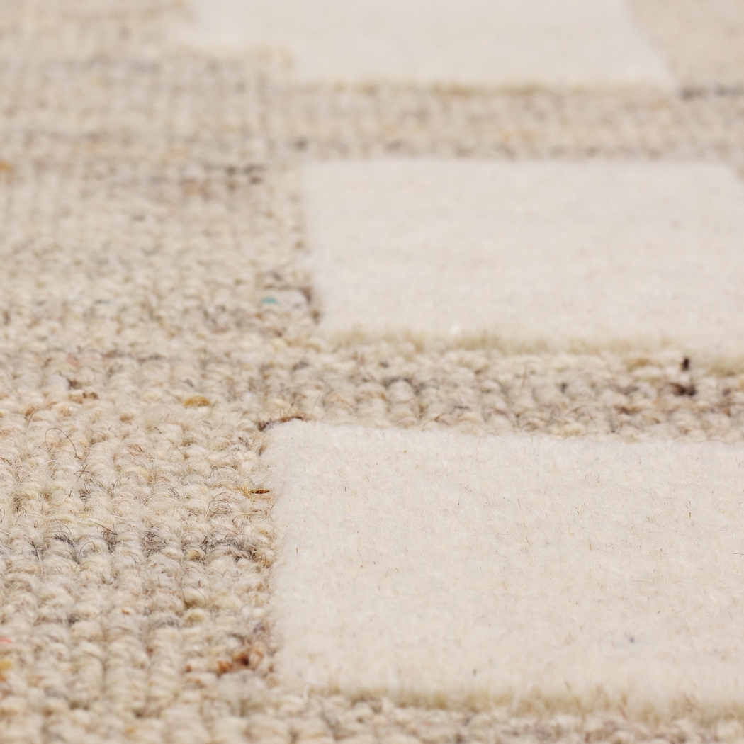 Sallan Beige 8' x 10' Rug - Thumbnail - Image 3