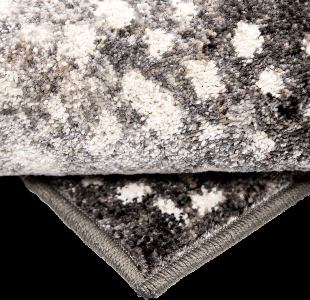 Salme Gray 5'3 x 7'6 Rug - Thumbnail - Image 5