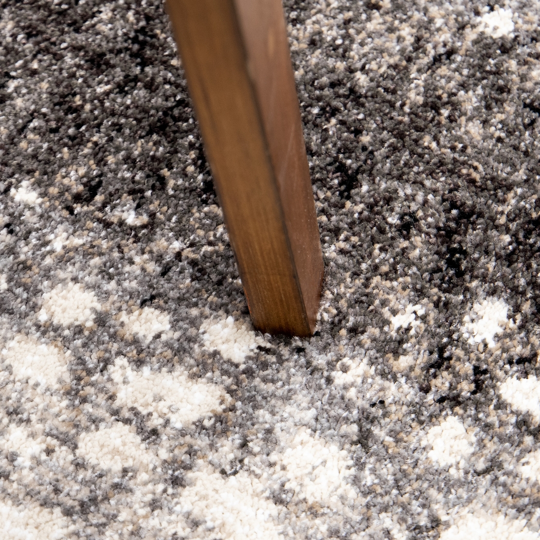 Salme Gray 7'10 x 10'10 Rug - Thumbnail - Image 4