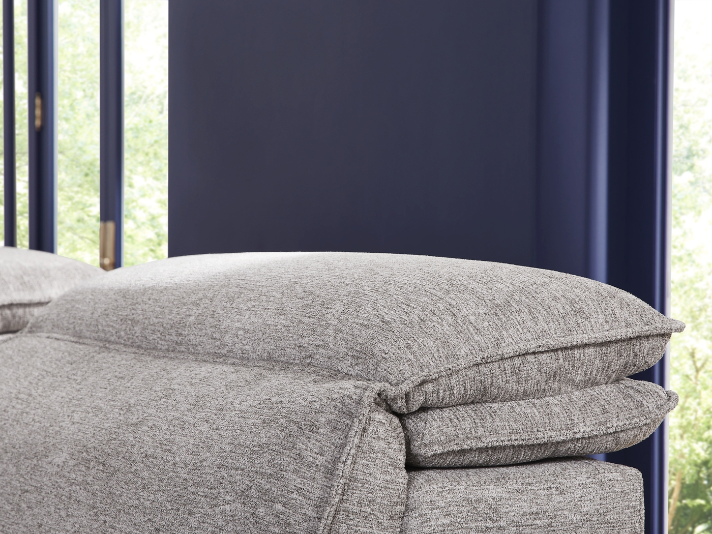 Salvator Street Gray 6 Pc Dual Power Reclining Sectional Living Room - Thumbnail - Image 10