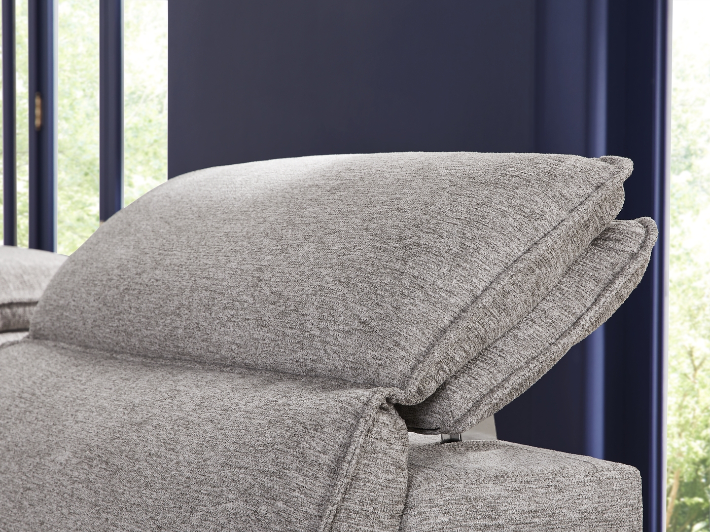 Salvator Street Gray 6 Pc Dual Power Reclining Sectional Living Room - Thumbnail - Image 13