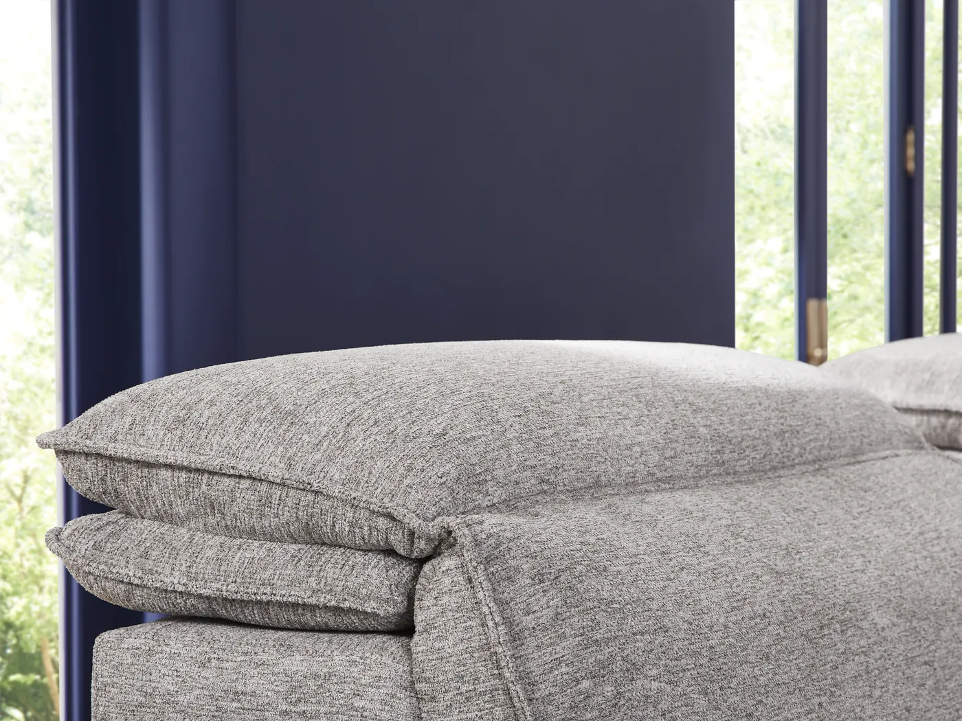 Salvator Street Gray 3 Pc Dual Power Reclining Sectional - Image 6