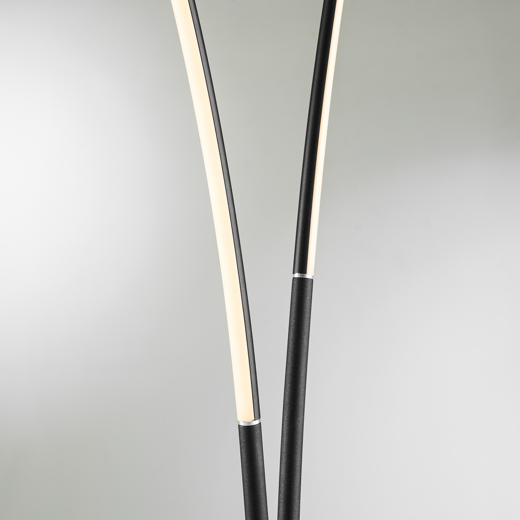 Salzedo Isle Black Floor Lamp - Thumbnail - Image 3