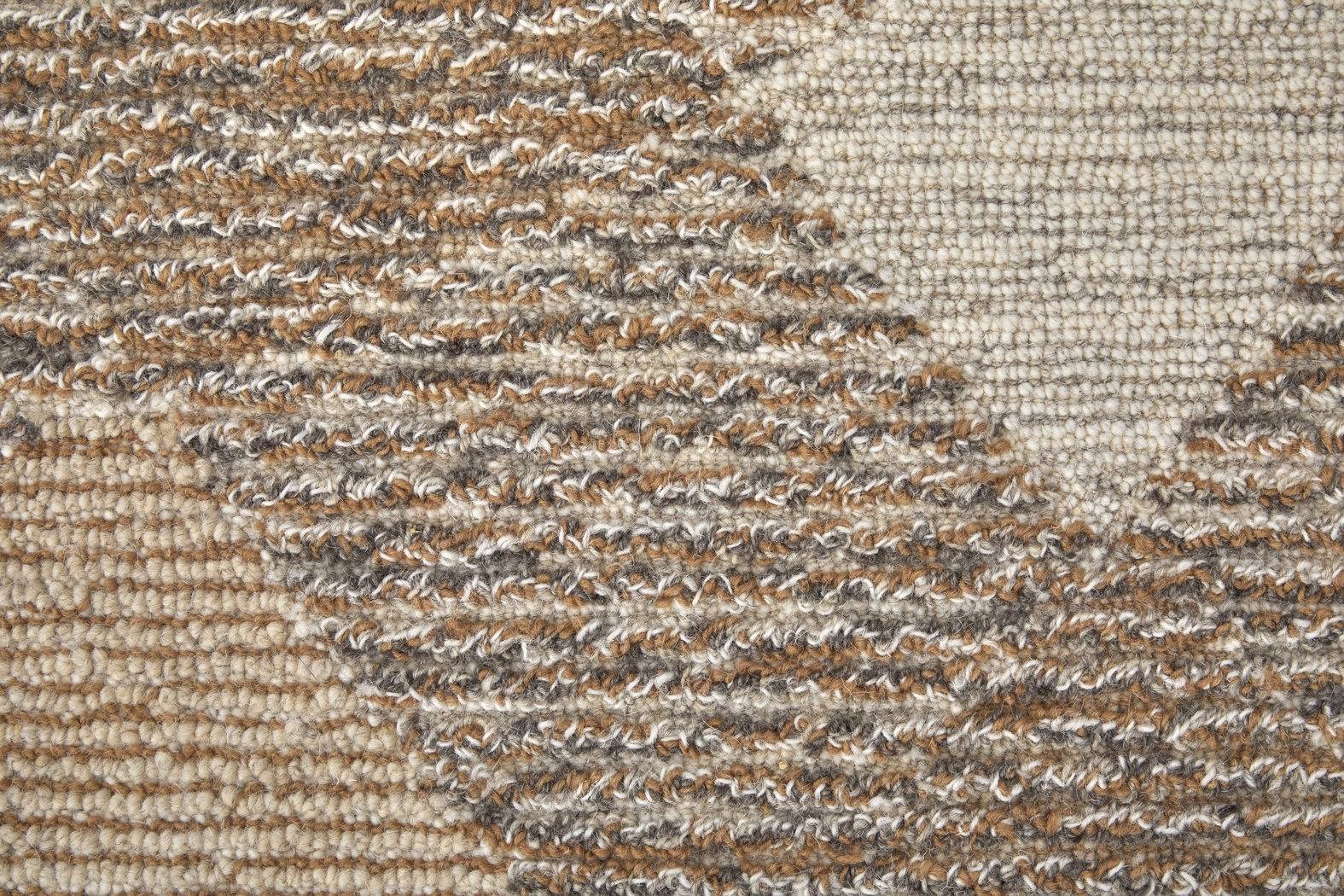 Sama Tan 5' x 8' Rug - Thumbnail - Image 5