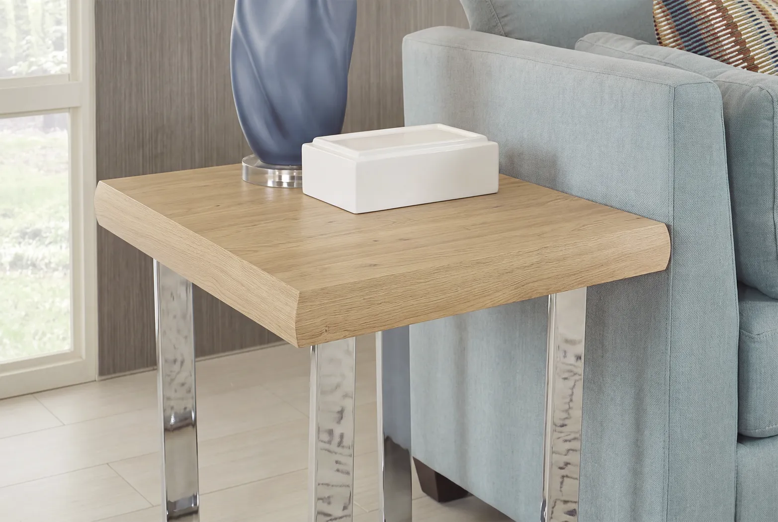 San Francisco Natural End Table - Thumbnail - Image 4