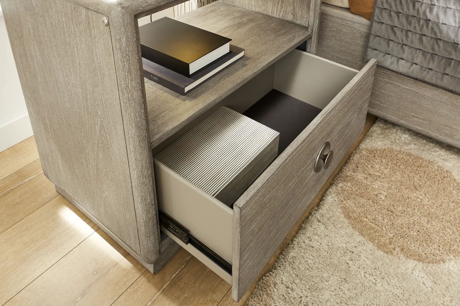 Santa Clarita Light Gray 5 Pc King Panel Bedroom - Thumbnail - Image 8