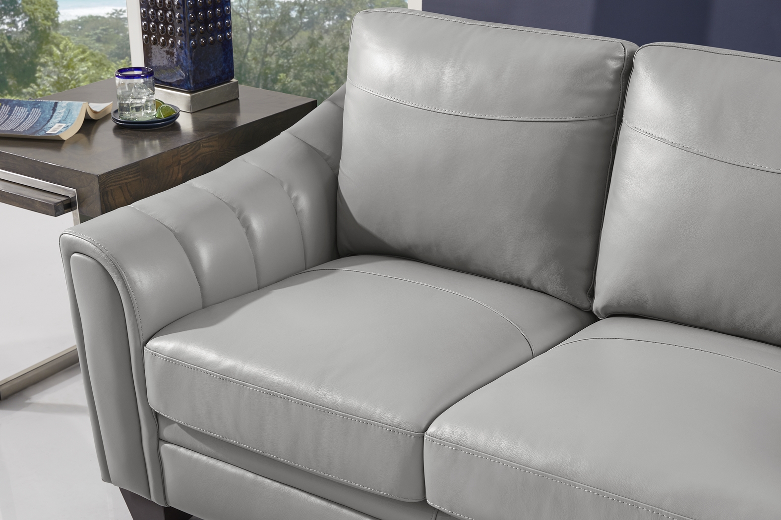 Santa Croce 3 Pc Gray Leather Living Room - Thumbnail - Image 4