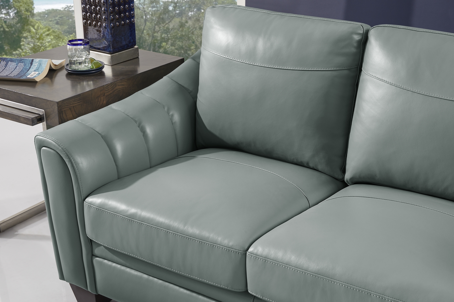 Santa Croce Mint Leather 6 Pc Living Room - Thumbnail - Image 4