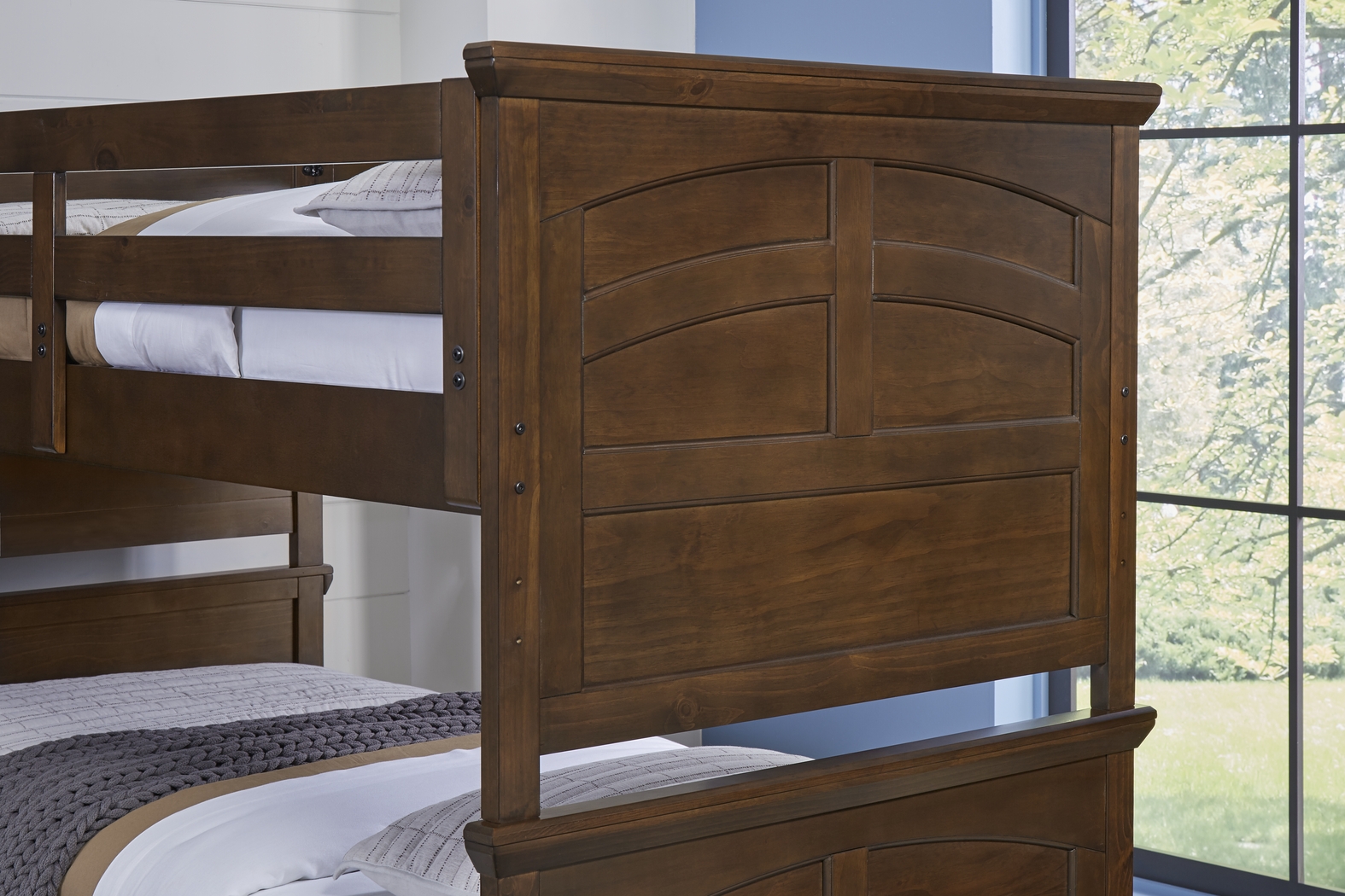 Kids Santa Cruz Brown Cherry Twin/Twin Bunk Bed - Thumbnail - Image 4