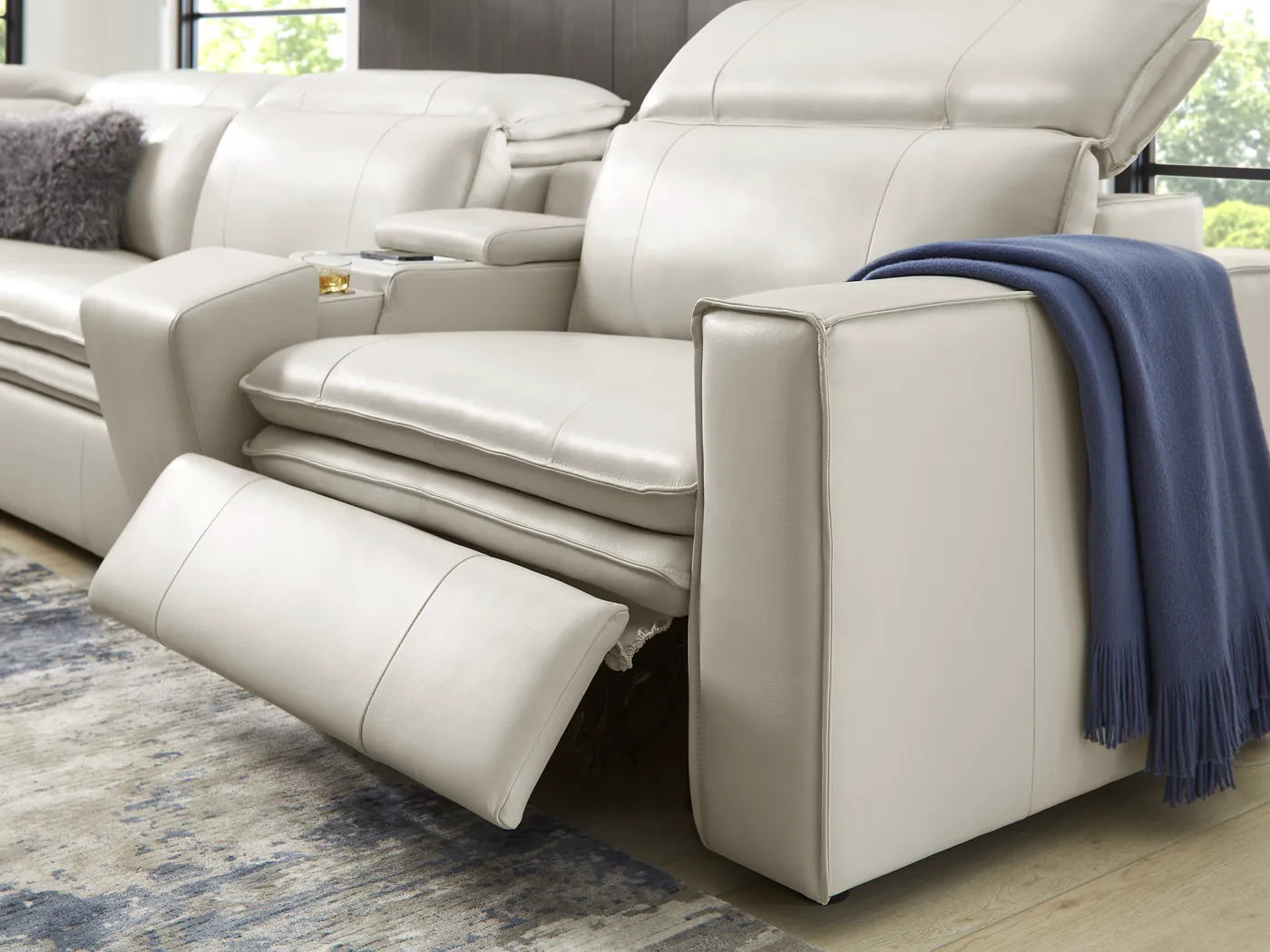 Santorini White Leather 9 Pc Dual Power Reclining Sectional Living Room - Thumbnail - Image 11