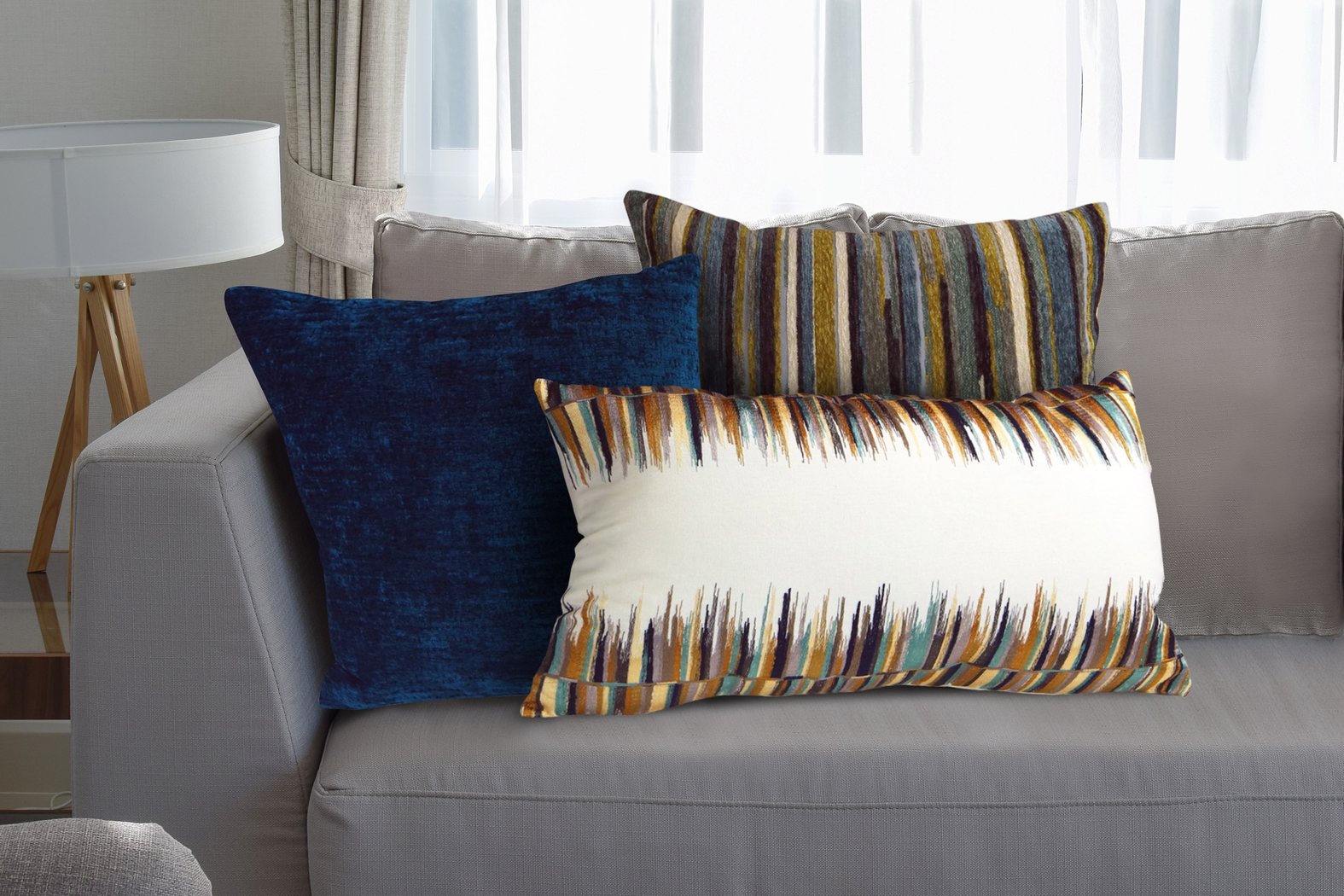 Saubom Blue 3 Pc Throw Pillow Set - Thumbnail - Image 2