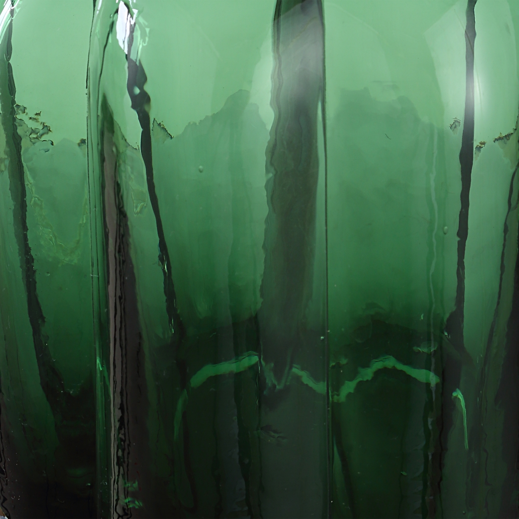 Savery View Green Lamp - Thumbnail - Image 2