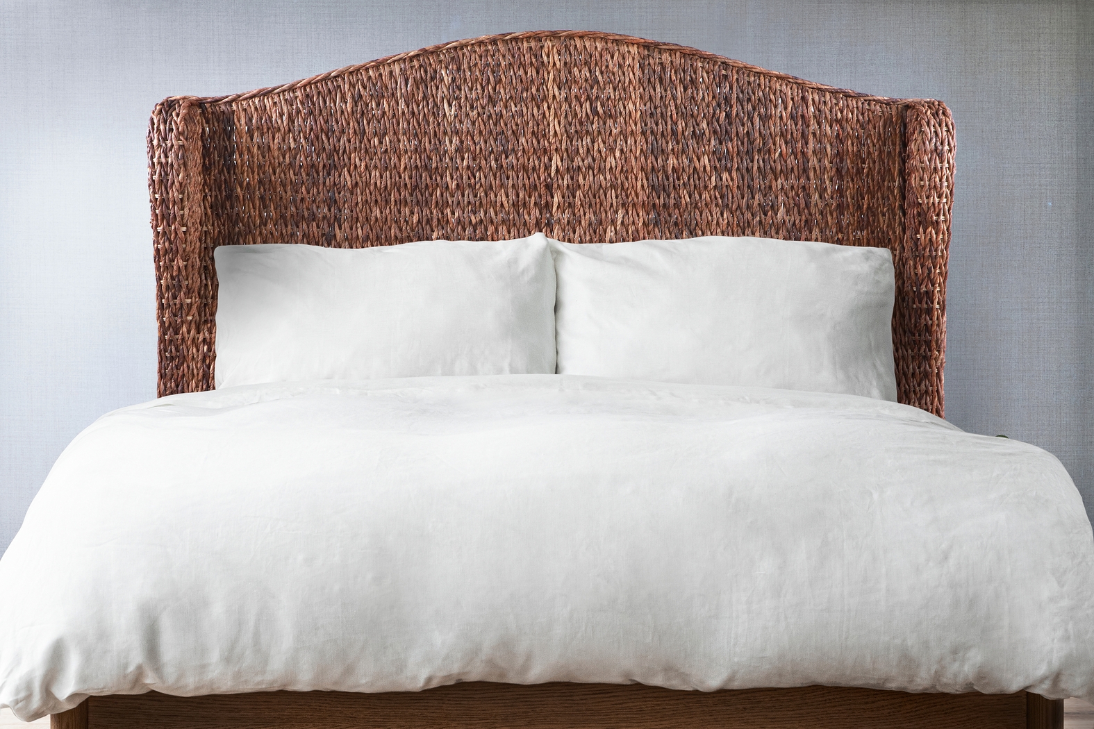 Scadding Brown Queen Headboard - Thumbnail - Image 2