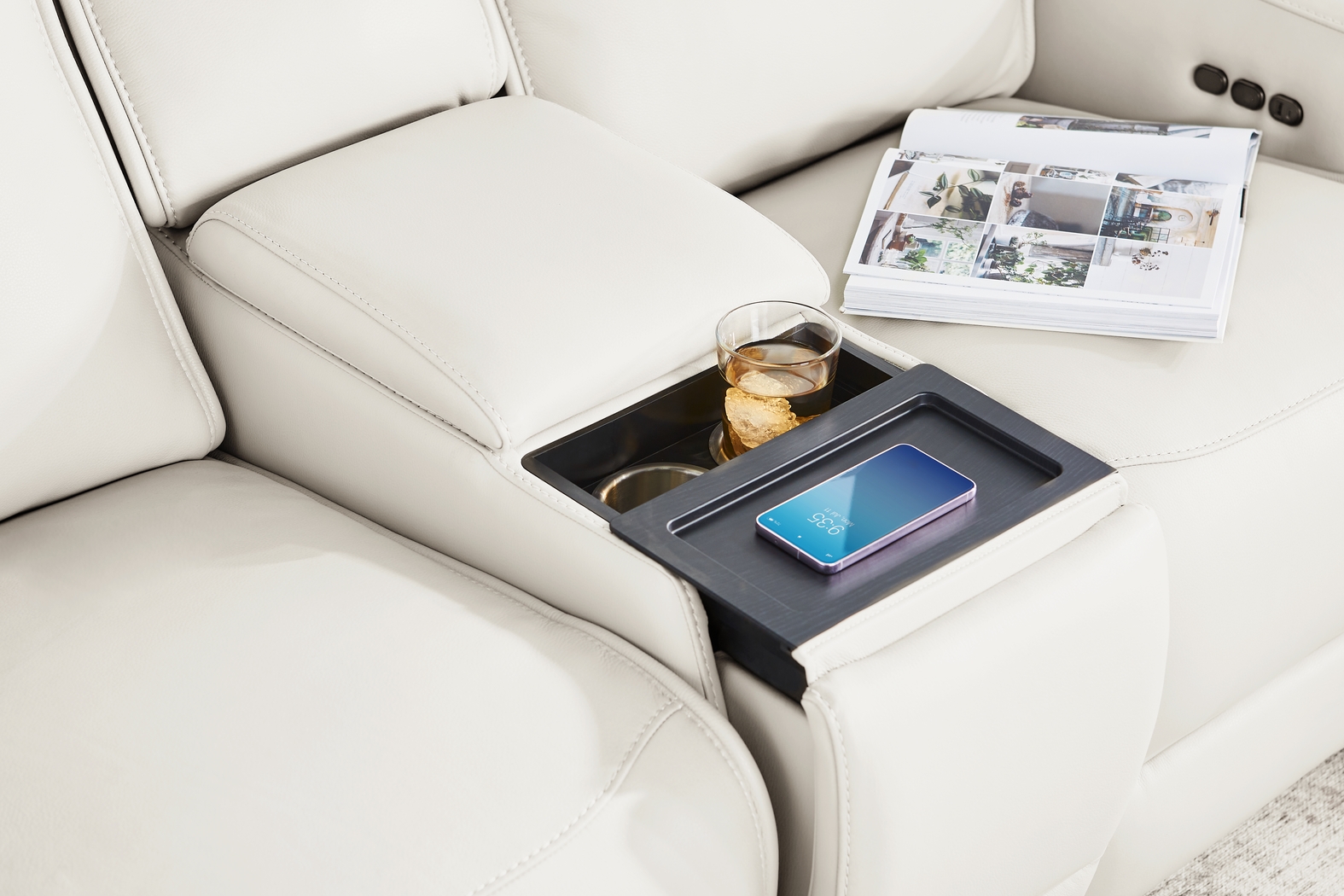 Scarborough White Leather 8 Pc Dual Power Reclining Living Room - Thumbnail - Image 6