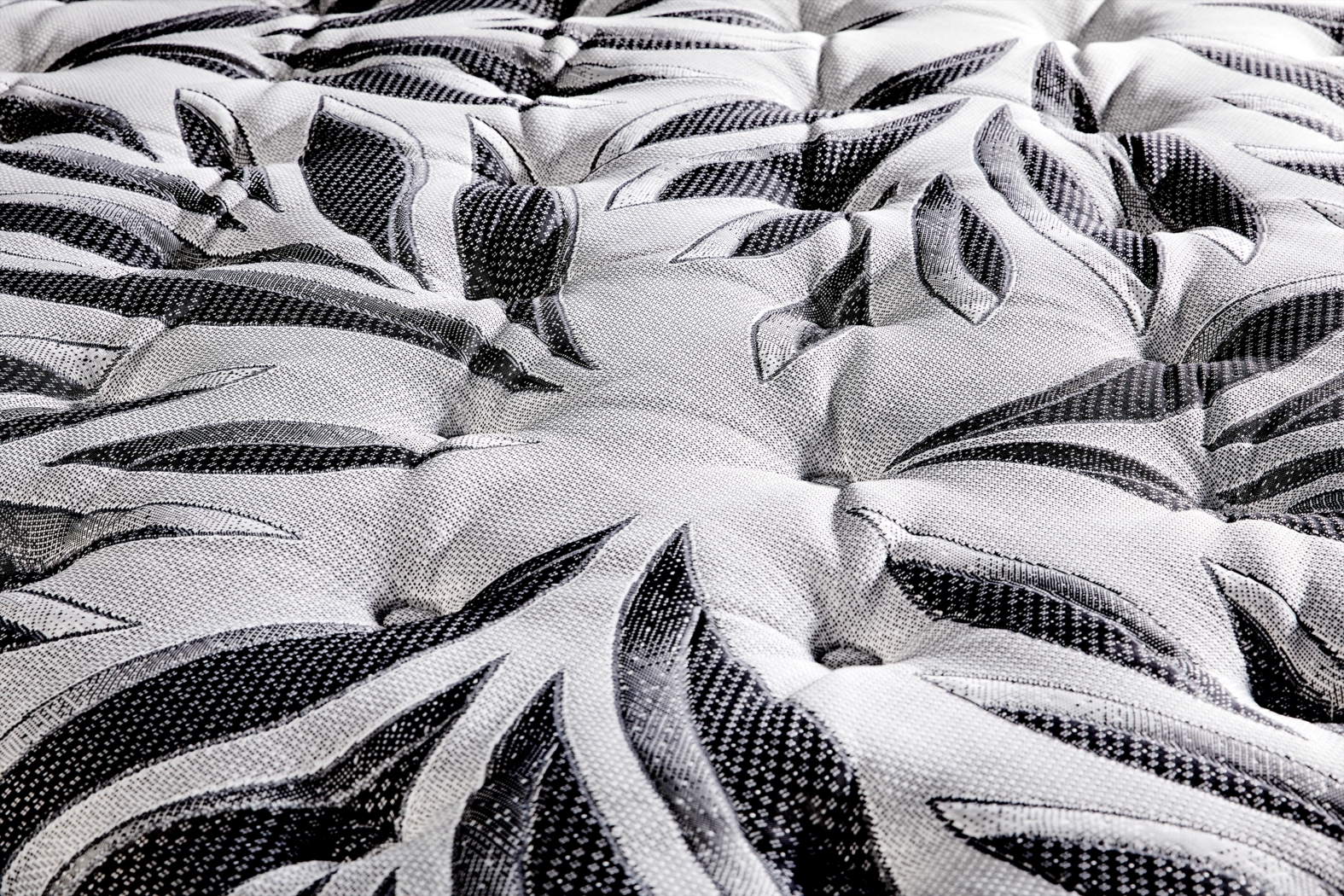 Sealy Posturepedic Plus Colliford Twin Mattress - Thumbnail - Image 3