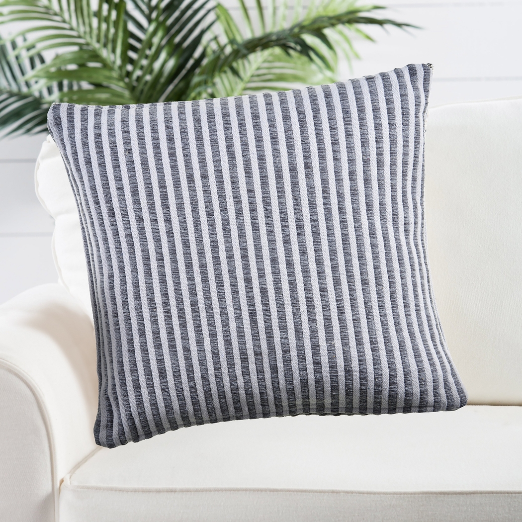 Amleto Gray Throw Pillow - Thumbnail - Image 3