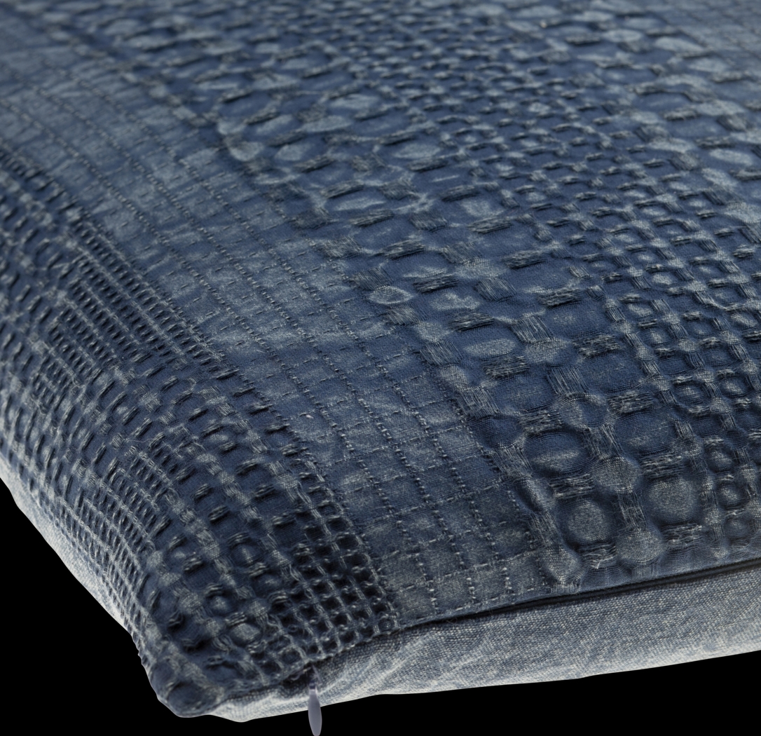 Selzo Navy Accent Pillow - Thumbnail - Image 3