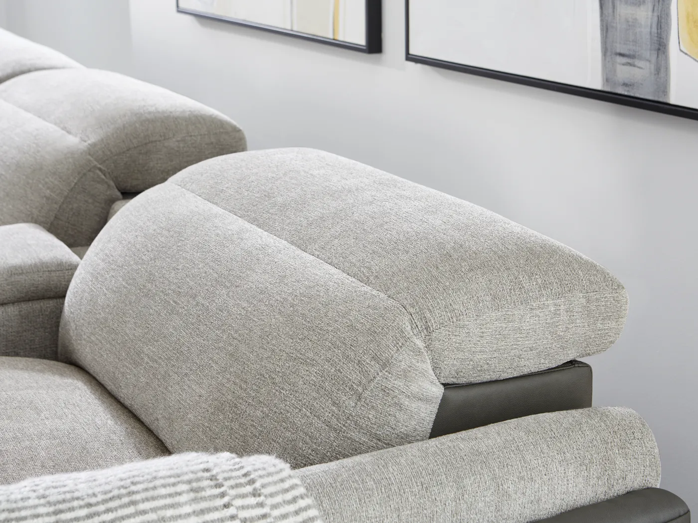 Seneca Falls Gray 6 Pc Dual Power Reclining Sectional - Image 10