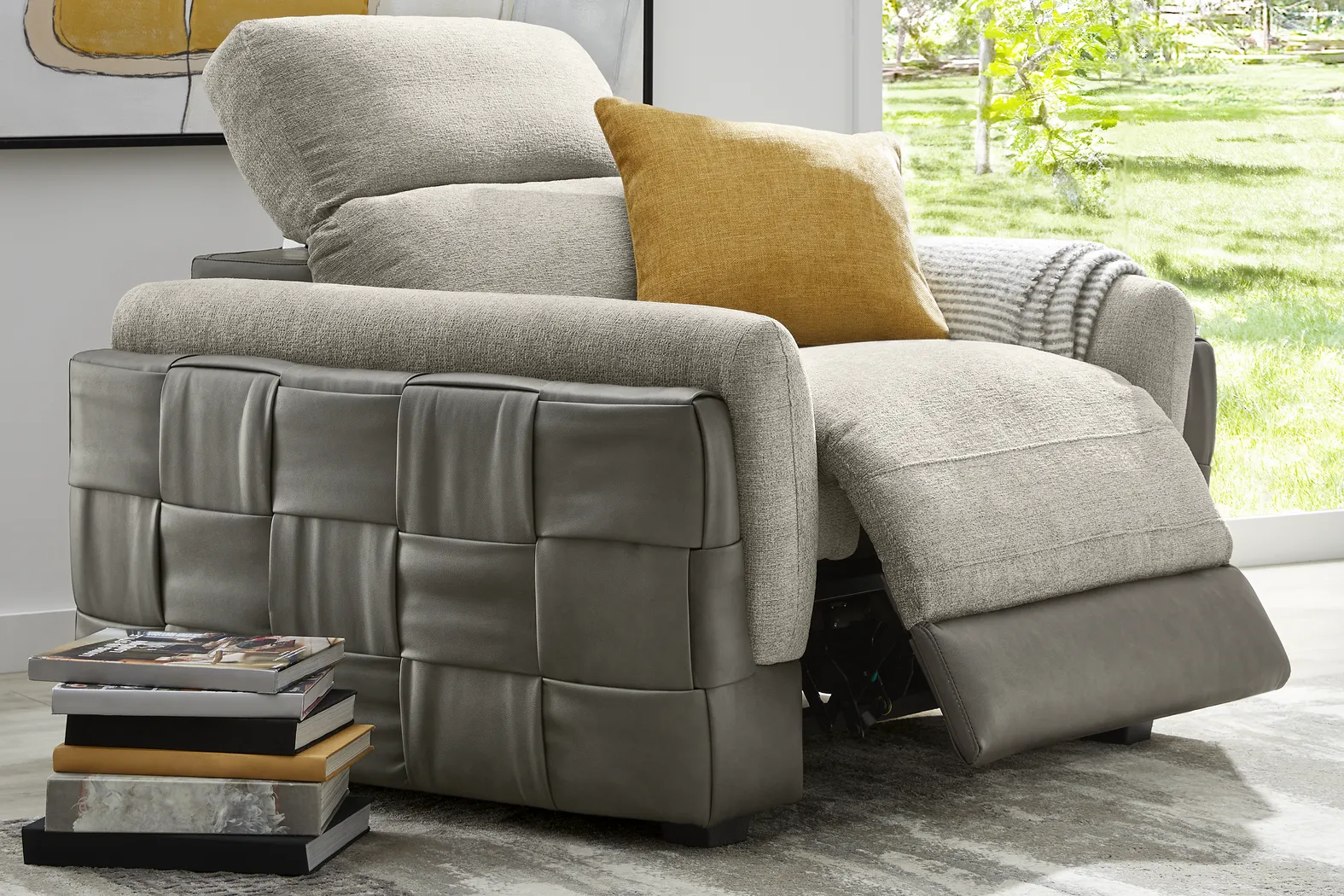 Seneca Falls Gray Dual Power Recliner - Thumbnail - Image 3