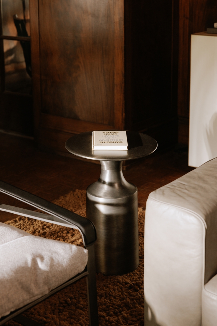 Shalain Gray Accent Table - Thumbnail - Image 4