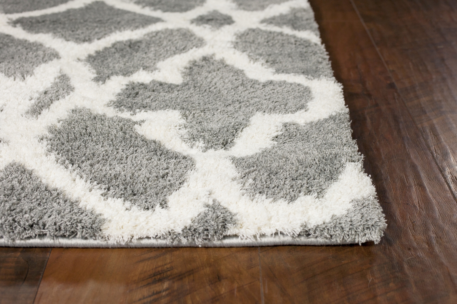 Shelnola Ivory/Gray 7'10 x 10'6 Rug - Thumbnail - Image 2