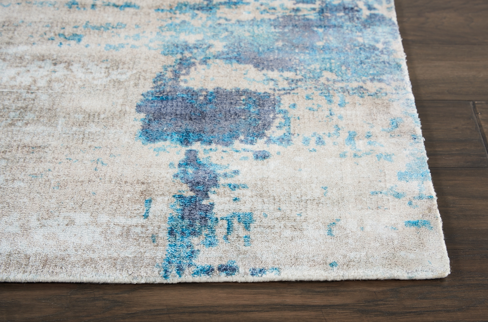 Shenoah Teal 2'3 x 8' Runner Rug - Thumbnail - Image 2