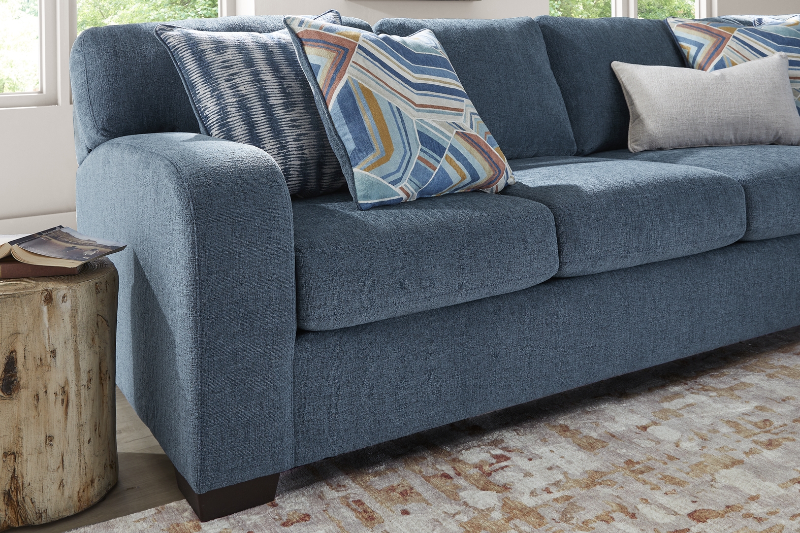 Sienna Way Blue Chenille 5 Pc Sectional Living Room - Thumbnail - Image 4