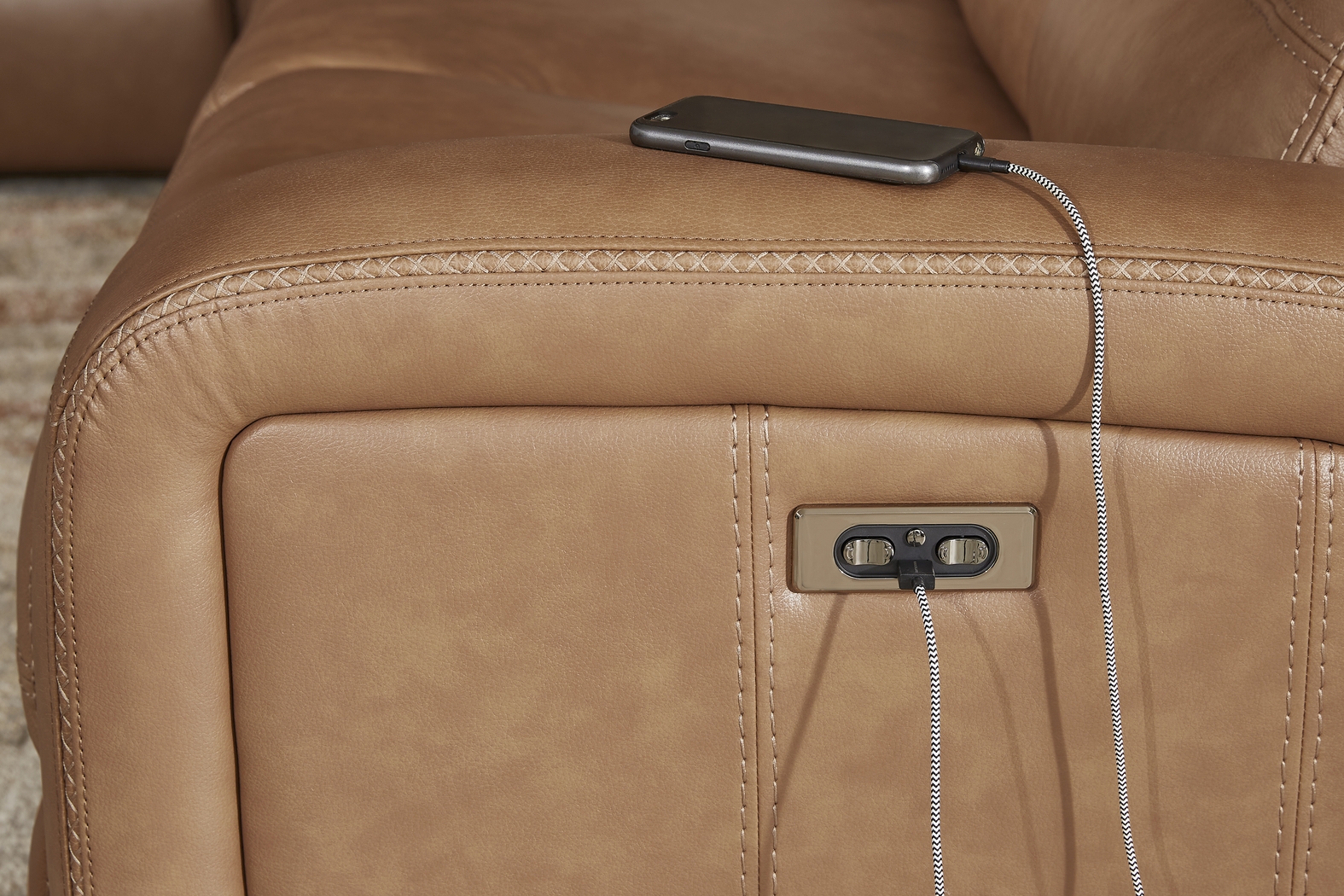 Sierra Madre Saddle Leather Dual Power Reclining Loveseat - Thumbnail - Image 3