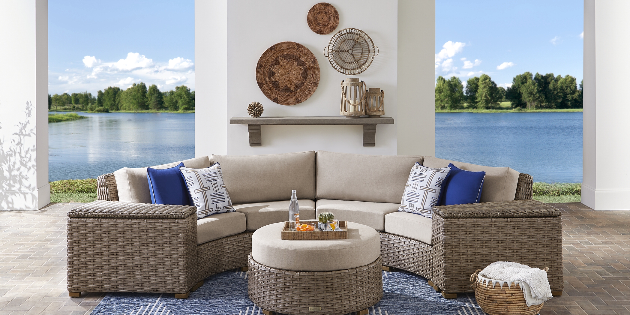 Siesta Key Driftwood 4 Pc Outdoor Curved Sectional with Sand Cushions - Thumbnail - Image 2