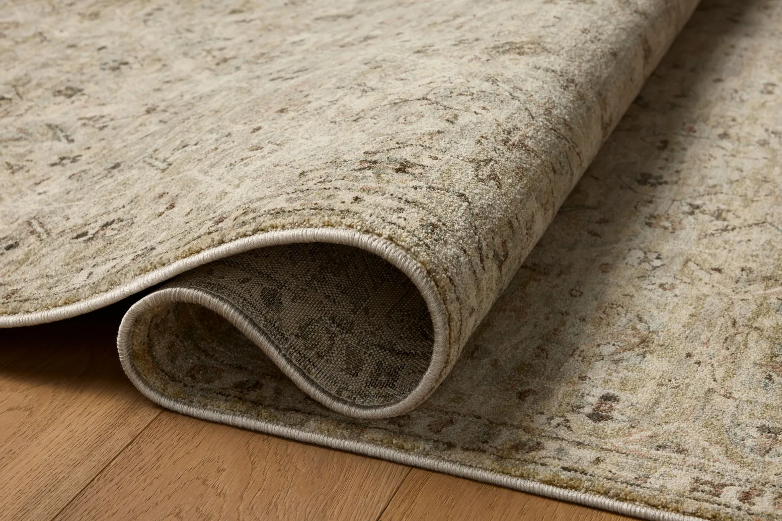 Signet Gray 5'3 x 7'6 Rug - Image 5