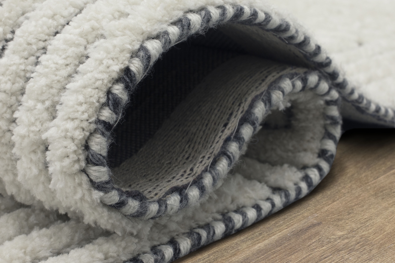 Sirocco Multi 6' x 9' Rug - Thumbnail - Image 6