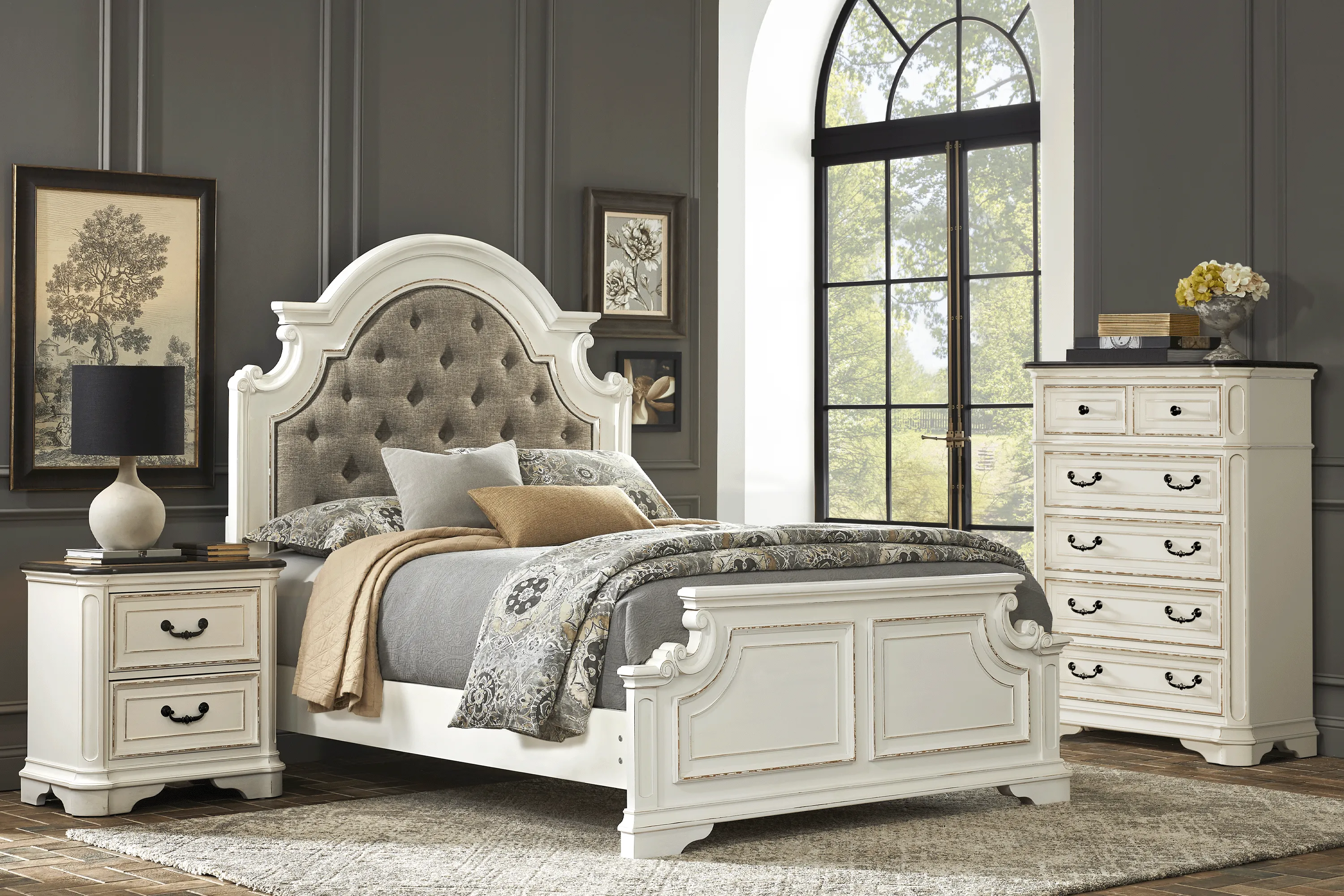 Marien Park White 5 Pc Queen Upholstered Bedroom - Thumbnail - Image 1