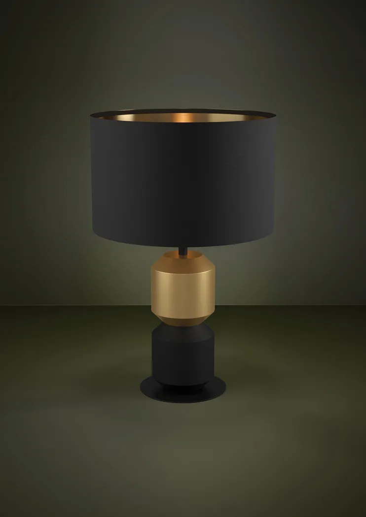 Sobieski Peak Black Lamp - Thumbnail - Image 4