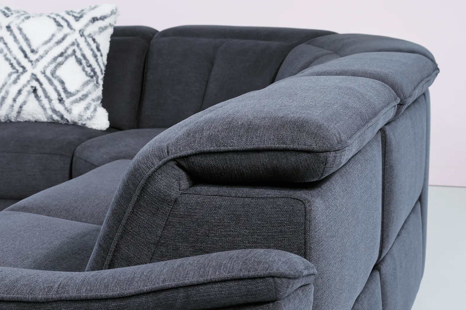Turano Midnight 10 Pc Dual Power Reclining Sectional Living Room - Thumbnail - Image 9