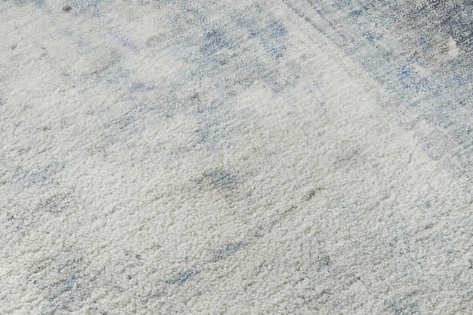 Softy Seaside Blue 8' x 10' Rug - Thumbnail - Image 2