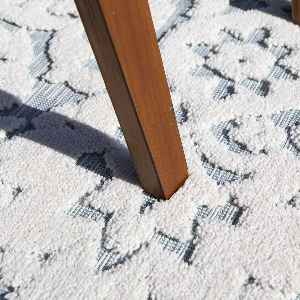 Sohio White 5'2 x 7'6 Rug - Thumbnail - Image 2