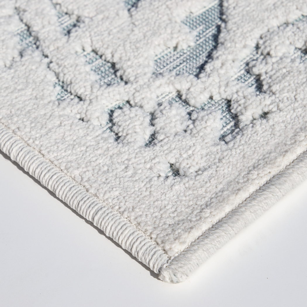 Sohio White 5'2 x 7'6 Rug - Thumbnail - Image 4