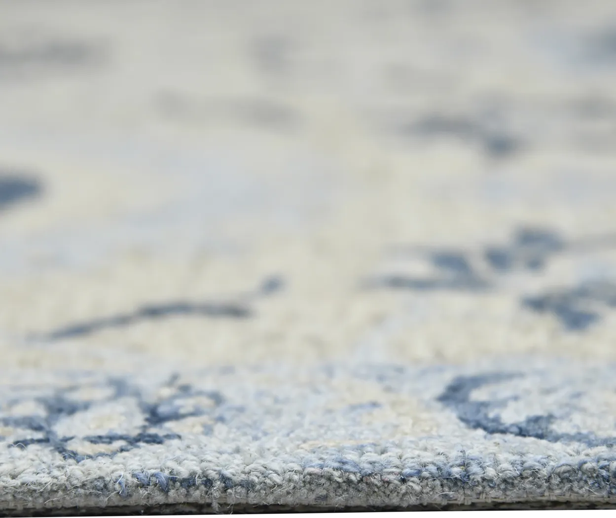 Soline Light Blue 5' x 8' Rug - Thumbnail - Image 5