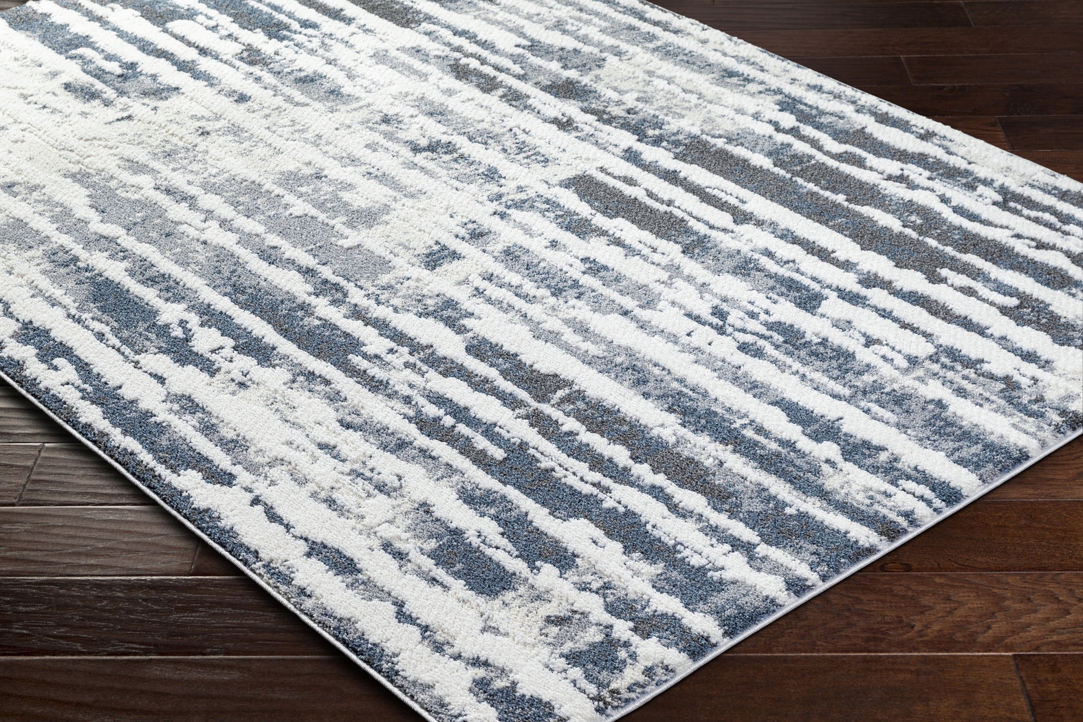 Sontina Blue 5'3 x 7' Area Rug - Thumbnail - Image 7