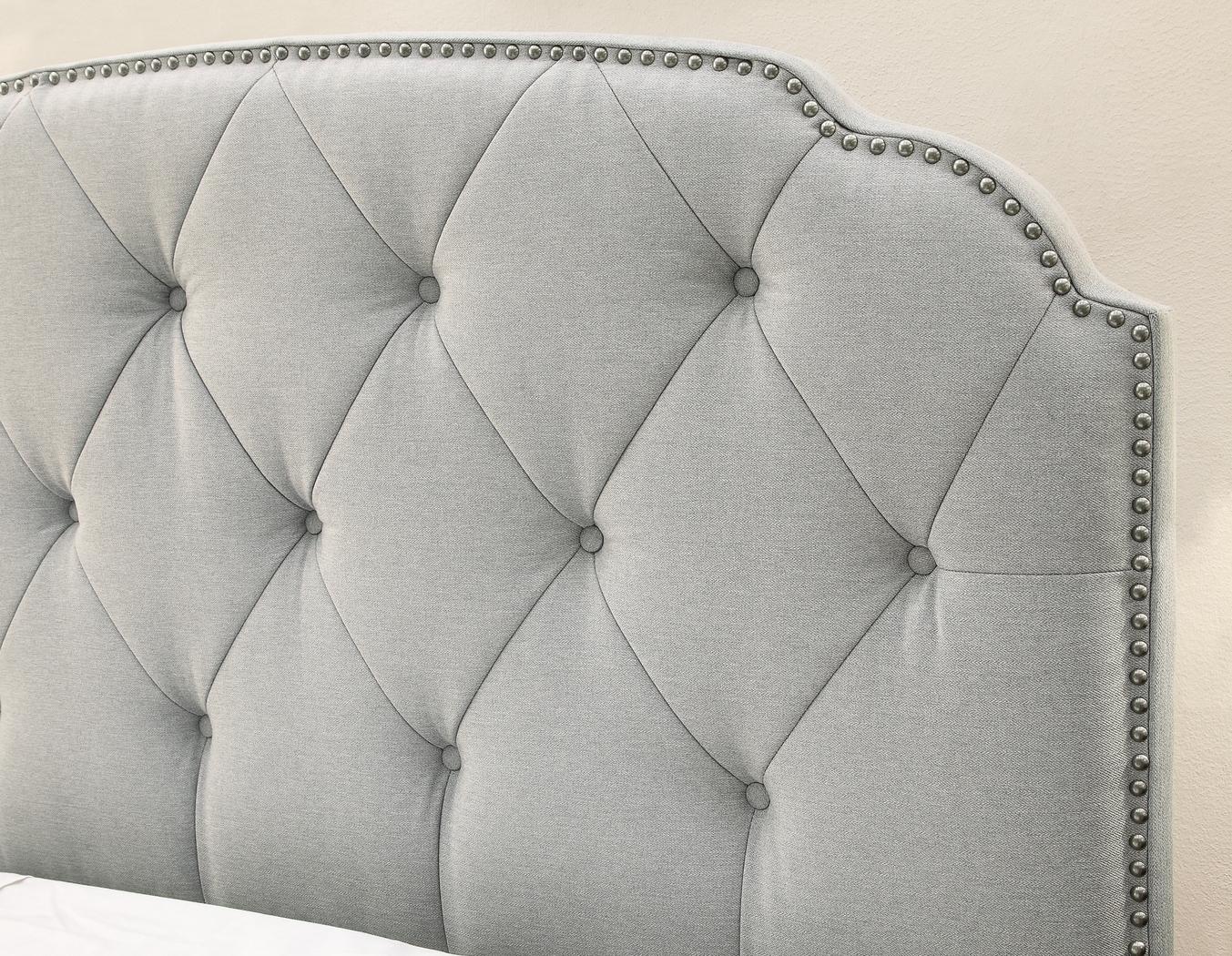 Sonya Gray Queen Upholstered Bed - Thumbnail - Image 5