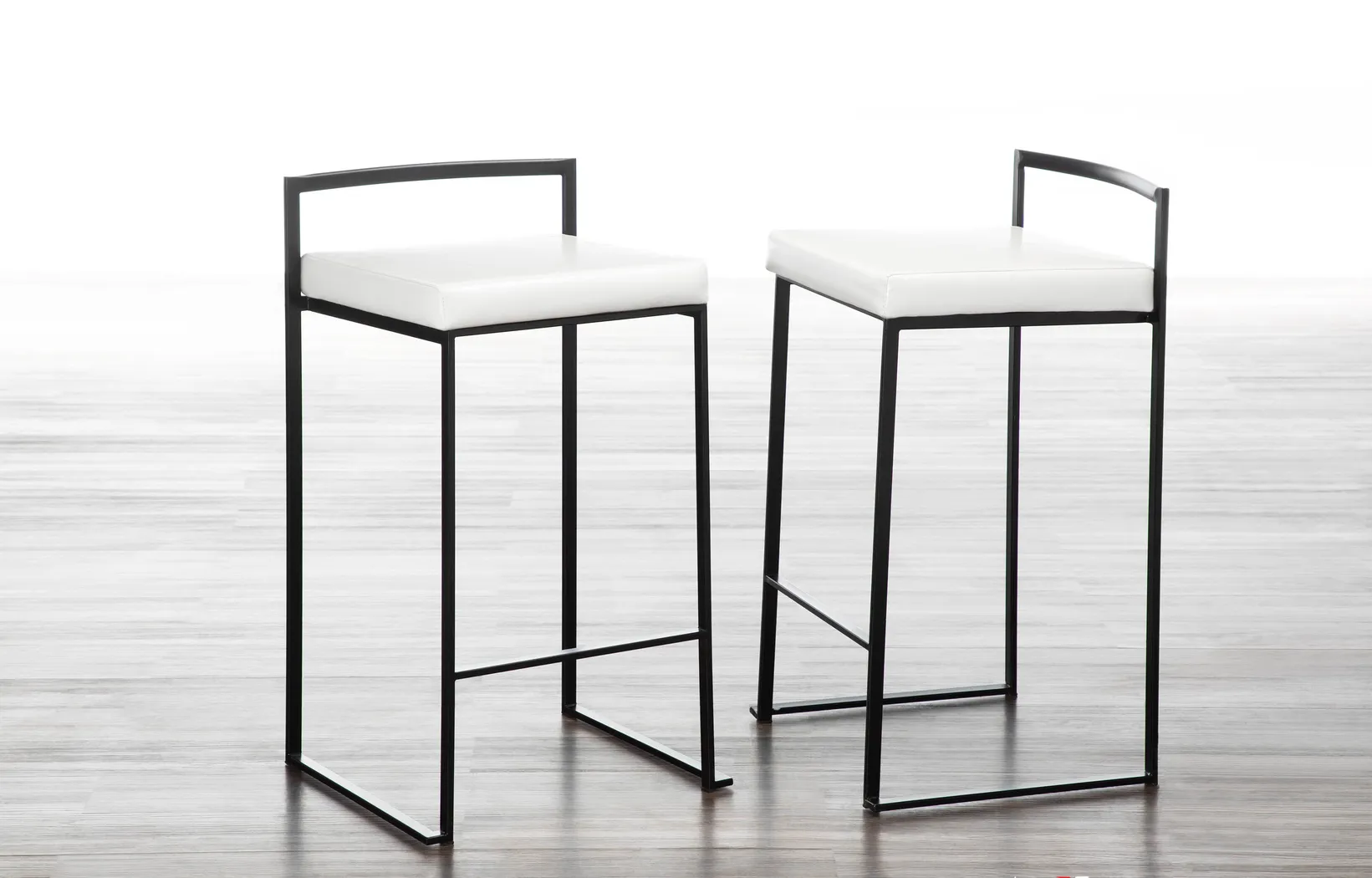 Sora III White Counter Height Stool, Set of 3 - Thumbnail - Image 4