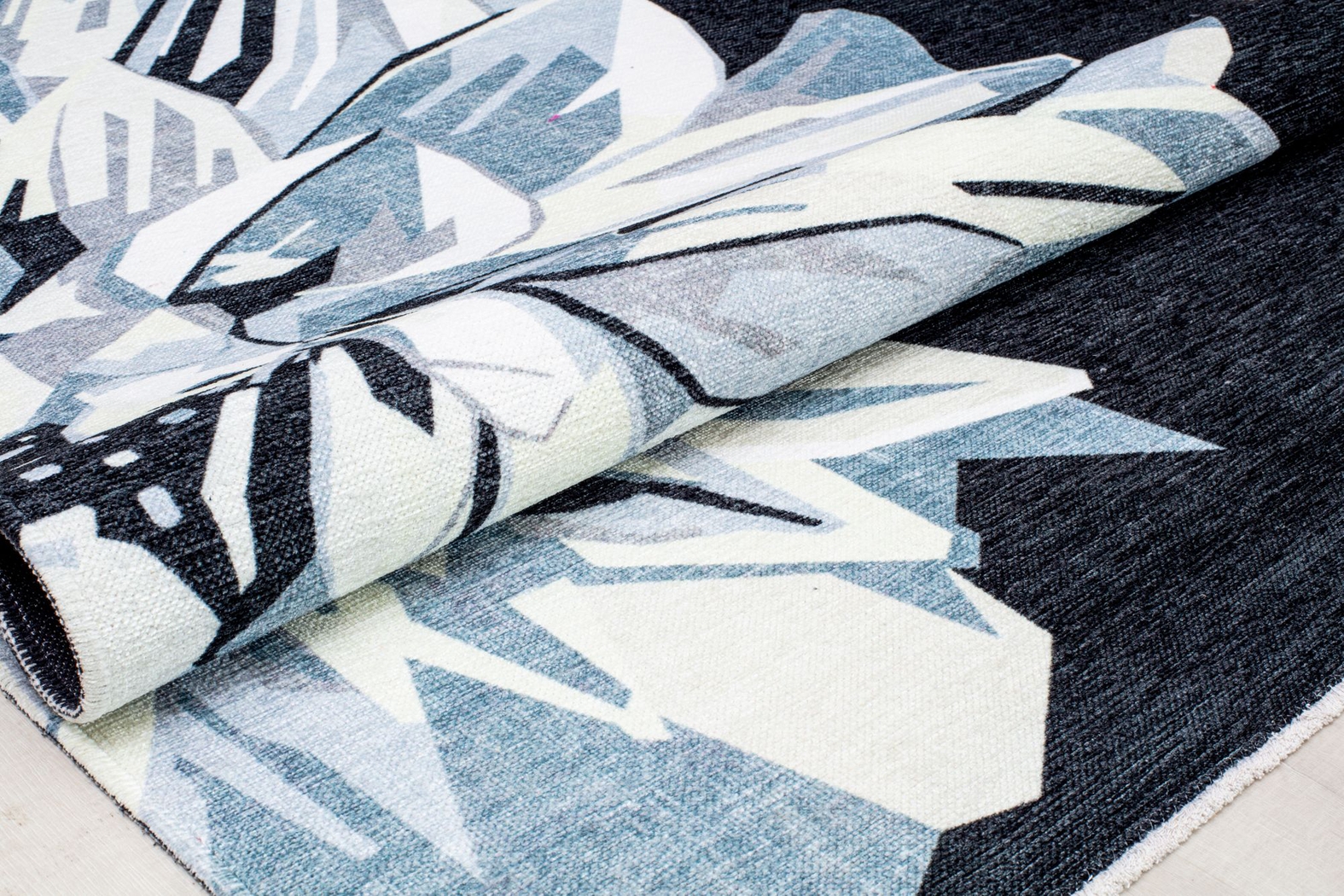 Sotidala Black 7'10 x 10' Rug - Thumbnail - Image 4