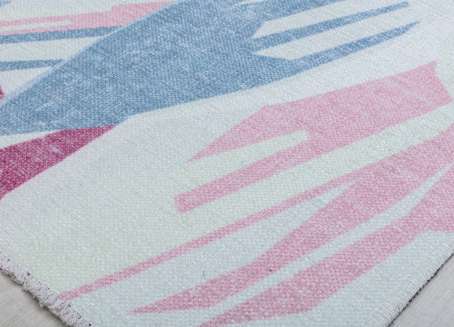 Sotidala Pink 5'3 x 7' Rug - Thumbnail - Image 3