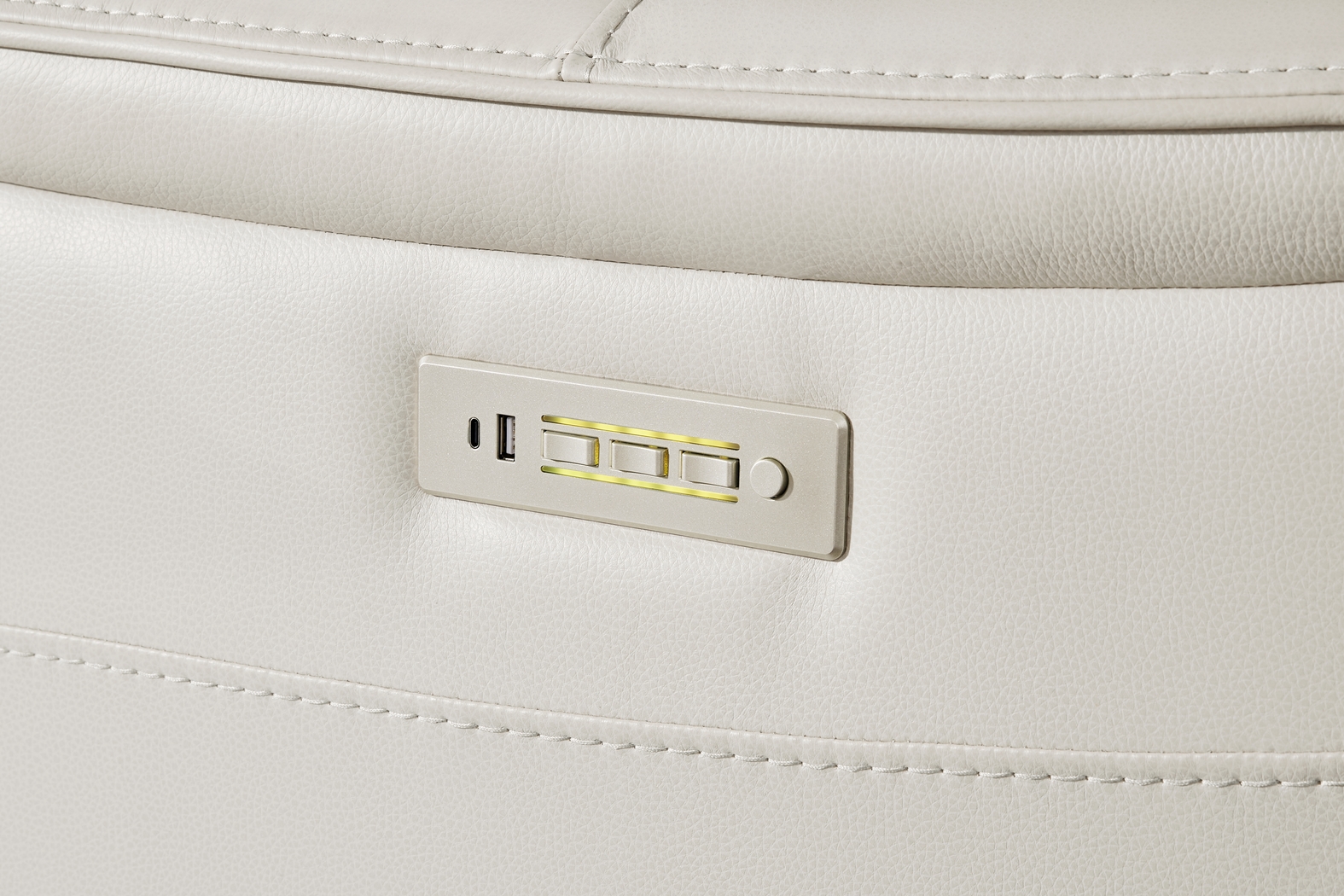 Sound Tech by Shaq Ice Leather 7 Pc Triple Power Reclining Living Room with Audio - Thumbnail - Image 9