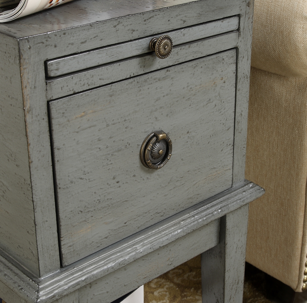 Spindlewood Gray Accent Cabinet - Thumbnail - Image 4