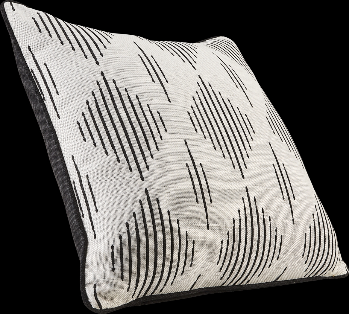Spinner Diamond Onyx Indoor/Outdoor Pillow, Set of 2 - Thumbnail - Image 3