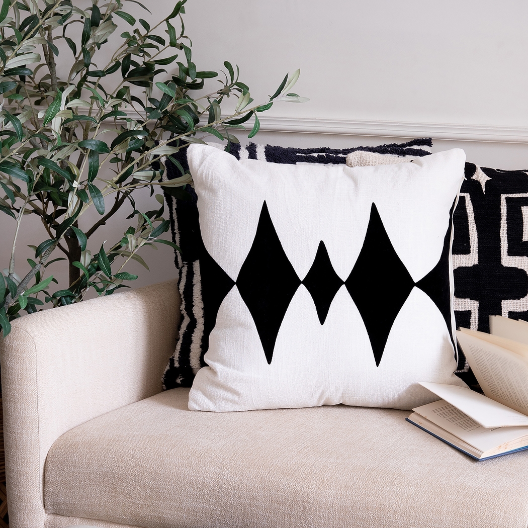 Stacy Garcia Vril Black/White Accent Pillow - Thumbnail - Image 2