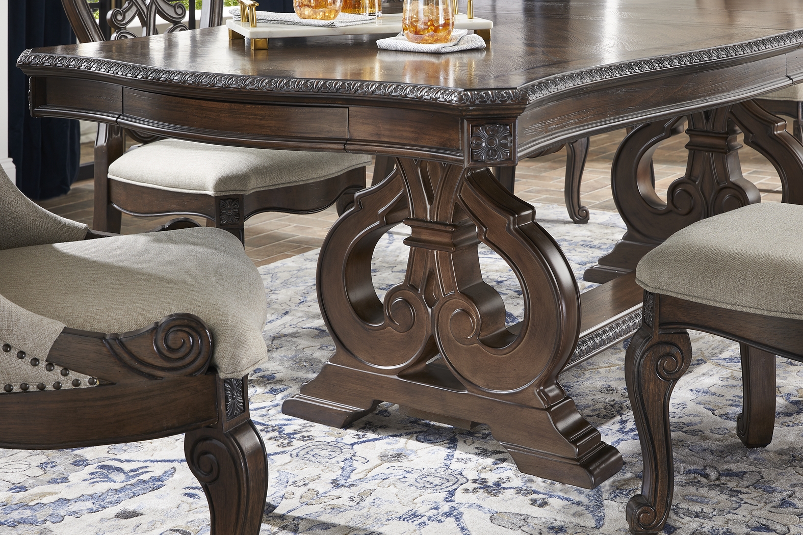 Stalton Estate Brown 7 Pc Dining Room - Thumbnail - Image 5